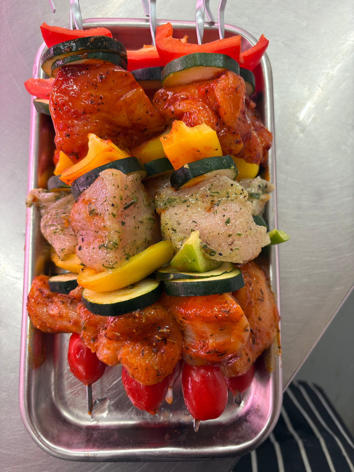 Large mixed chicken kebabs